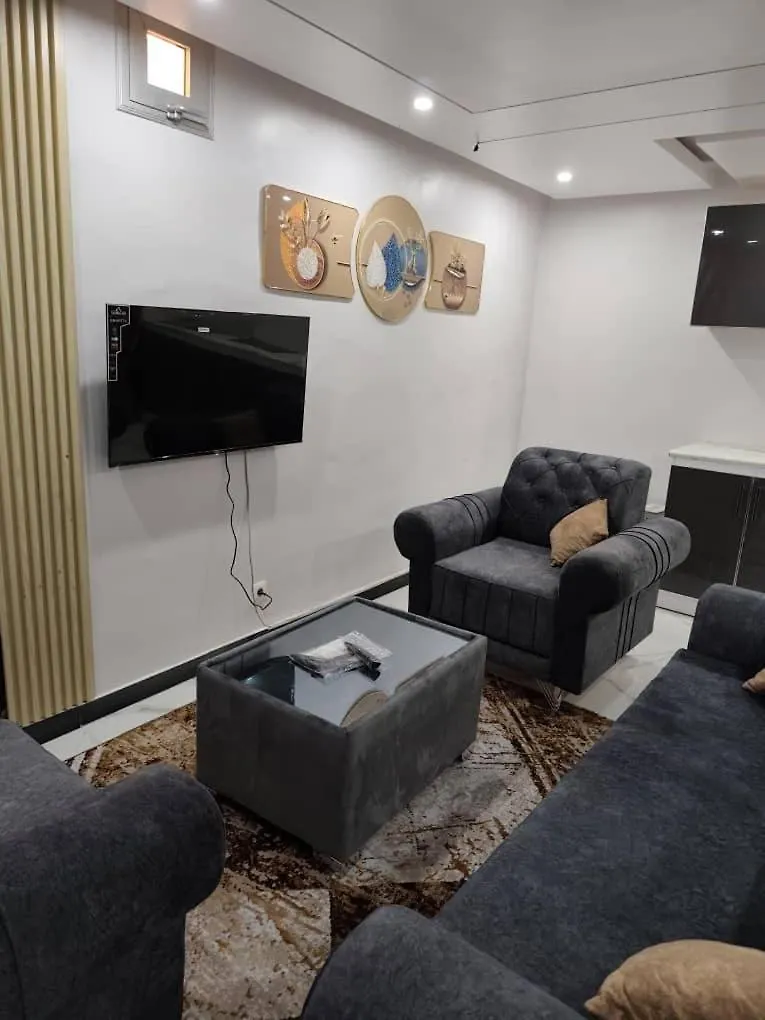 דקר 2E Appartement Kdl 0*,  סנגל